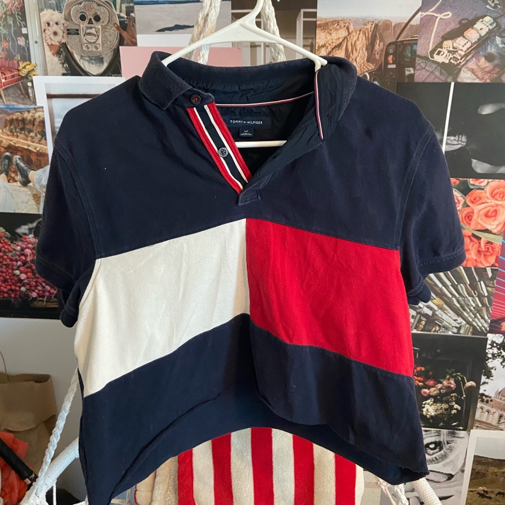 cropped tommy polo